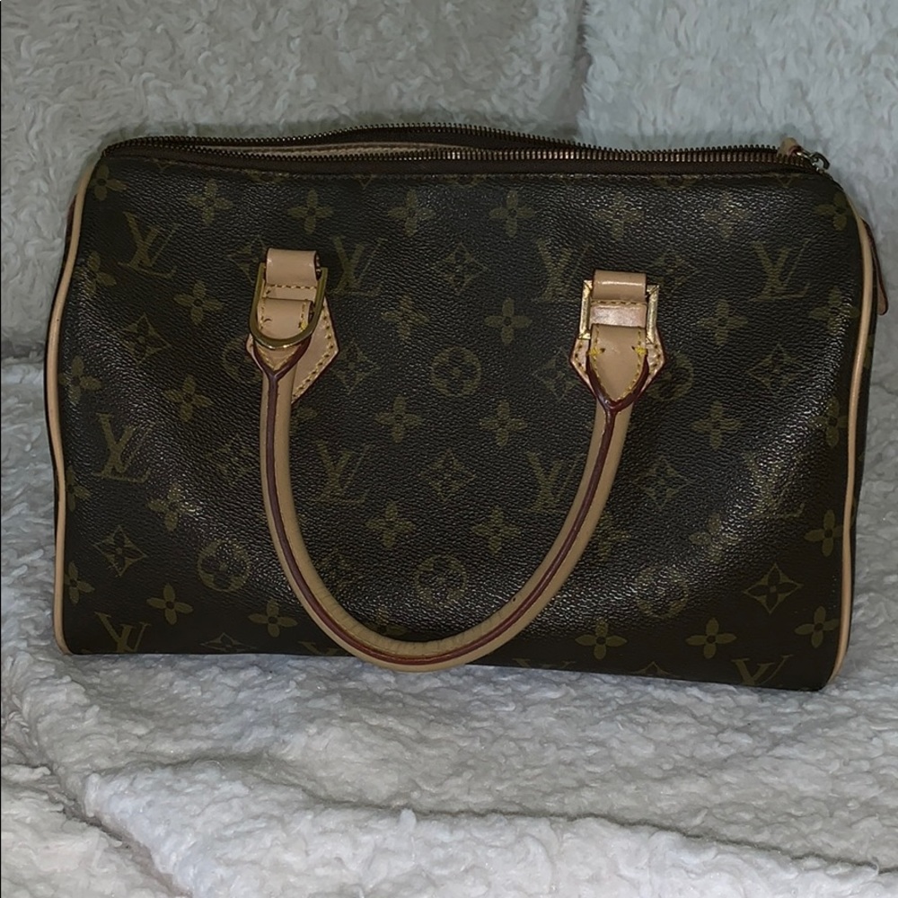 knock off Louis Vutton purse